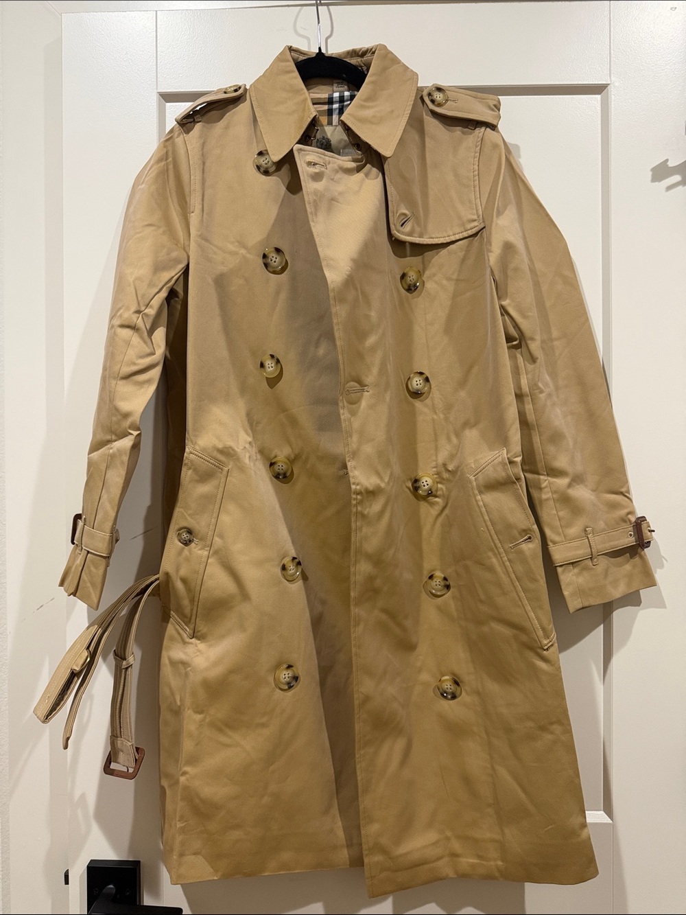 Burberry - The Kensington - 175/84 A